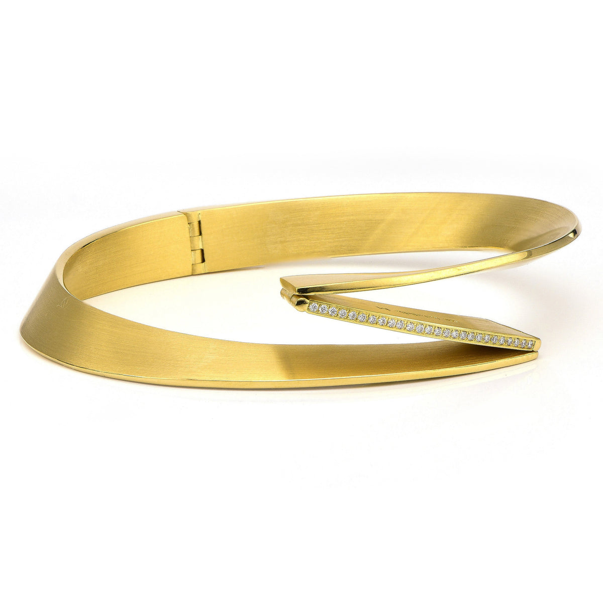 BRUSHED GOLD DIAMOND CUFF - THE COLLECTION - NEW YORK